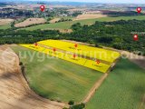 İSTANBUL SİLİVRİ KURFALLI'DA 1.400 m² YOL CEPHELİ/ TEPE KONUMDA ARAZİ