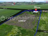 SİLİVRİ AKÖREN 3.050 m² ARAZİ - 46 m² YAPI KAYITLI TEPE ÜSTÜ !!