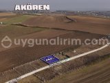 İLİVRİ AKÖREN'DE 250 m² - ANA ASFALTA YAKIN - ETRAFI TEL ÇİT İLE ÇEVRİLİ